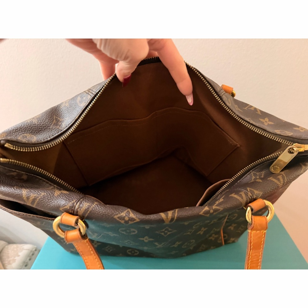 EXCELLENT Condition Louis Vuitton Monogram Totally MM - Picture 7 of 12